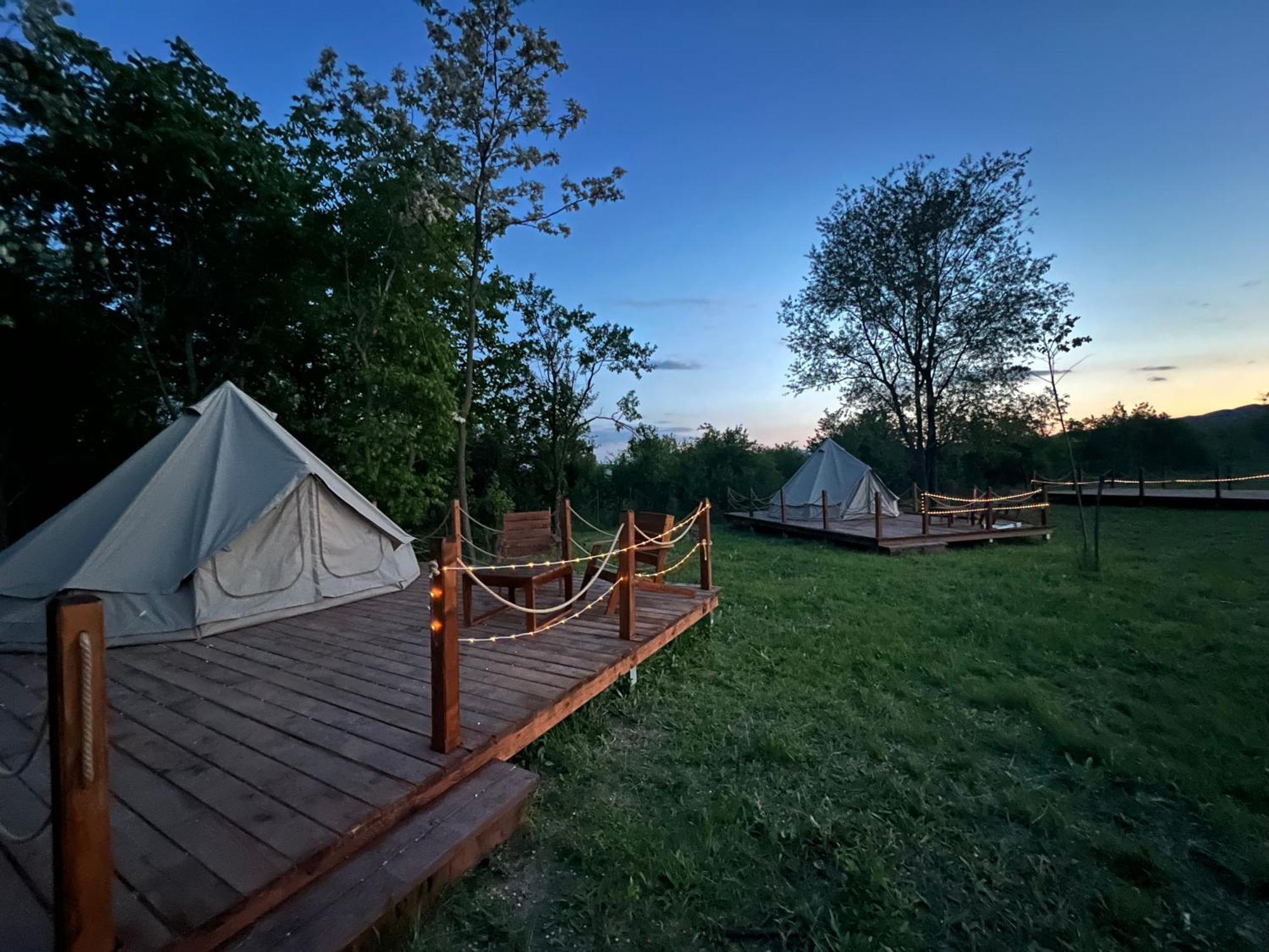 Deleni Retreat - Glamping Hotel Buzau Exterior photo