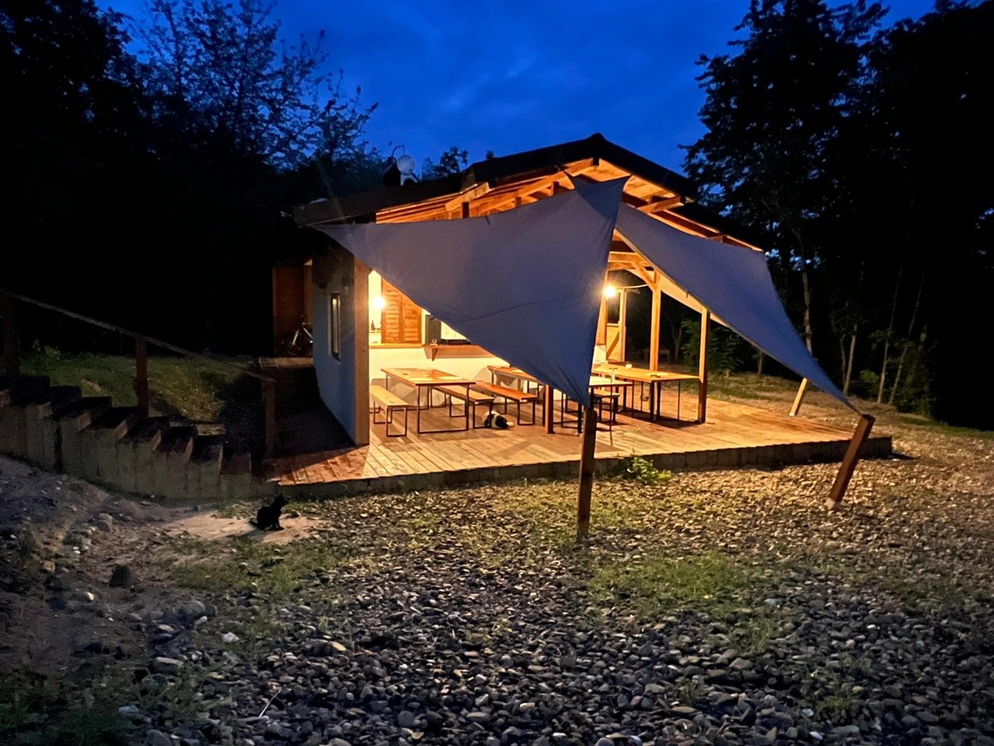 Deleni Retreat - Glamping Hotel Buzau Exterior photo